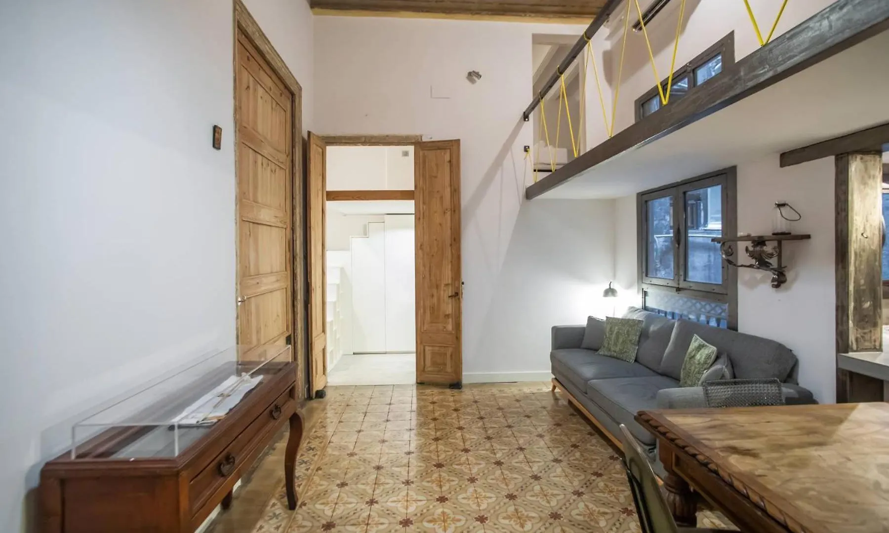 P2Amp1057 - Magnific 3Br Apartment In The Ghotic برشلونة