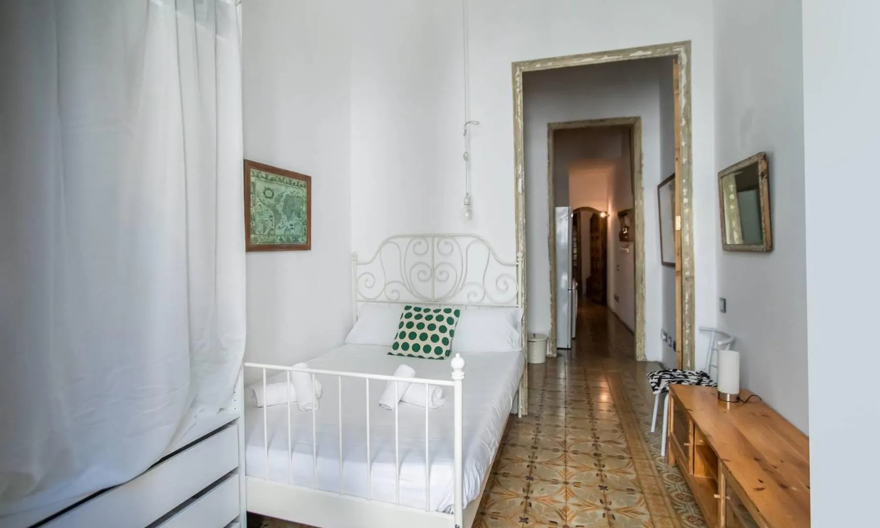 P2Amp1057 - Magnific 3Br Apartment In The Ghotic برشلونة 0*,